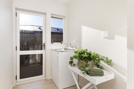 Photo of property in 2 Cunningham Place, Halswell, Christchurch, 8025