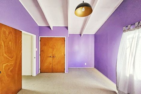 Photo of property in 1/3 Bruce Road, Glenfield, Auckland, 0629