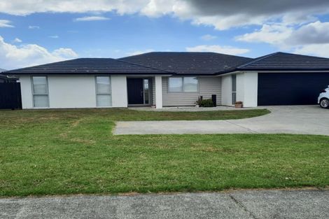 Photo of property in 104 Helenslee Road, Pokeno, 2472