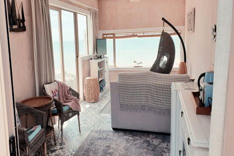 Photo of property in 23 Clifton Road, Haumoana, 4102