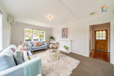 Photo of property in 273 Naenae Road, Naenae, Lower Hutt, 5011