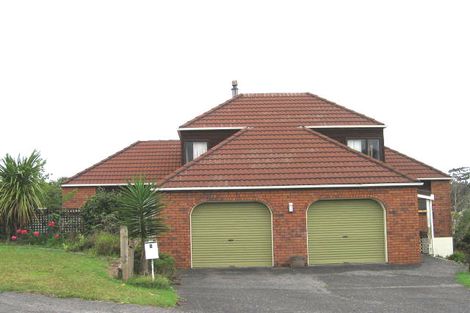 Photo of property in 3 Milwaukee Place, Glendene, Auckland, 0602