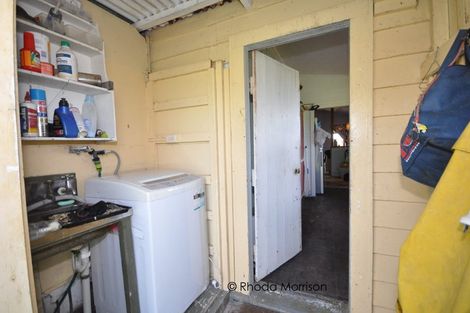 Photo of property in 153 Pahi Road, Pahi, Paparoa, 0571