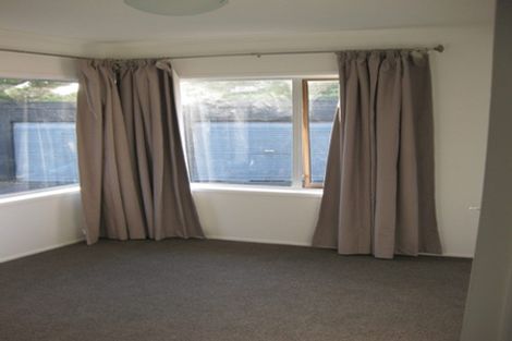 Photo of property in 2/17 Omana Road, Milford, Auckland, 0620