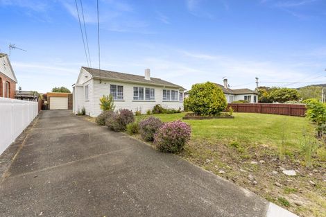 Photo of property in 15 Burcham Street, Taita, Lower Hutt, 5011