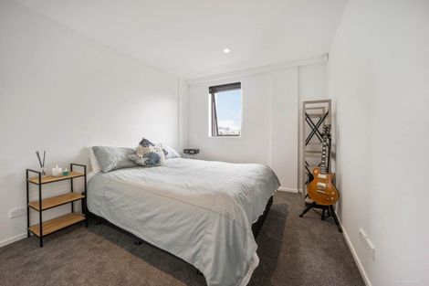 Photo of property in 3/2 Sioux Road, Hobsonville, Auckland, 0616