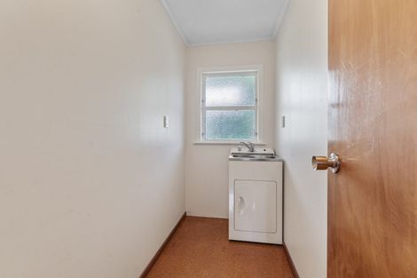 Photo of property in 12 Te Rauparaha Street, Otaki, 5512