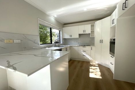 Photo of property in 68a Priestley Drive, Bucklands Beach, Auckland, 2014