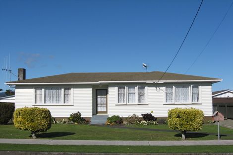 Photo of property in 34 Bledisloe Street, Levin, 5510