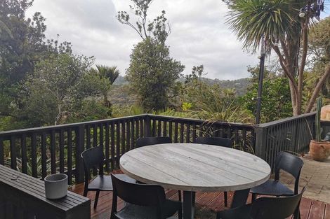 Photo of property in 740a West Coast Road, Oratia, Auckland, 0604