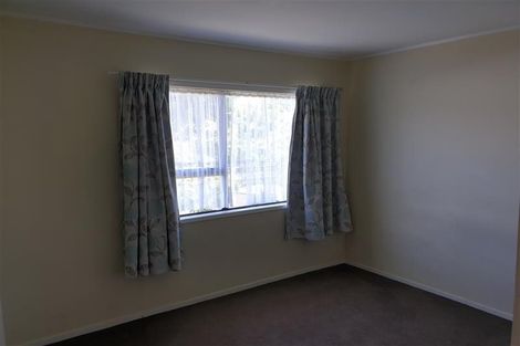 Photo of property in 6 Everglade Drive, Goodwood Heights, Auckland, 2105