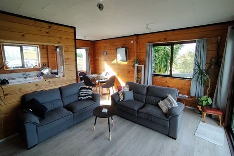 Photo of property in 50 Raumati Crescent, Onerahi, Whangarei, 0110