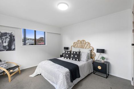 Photo of property in 111 Moorefield Road, Johnsonville, Wellington, 6037