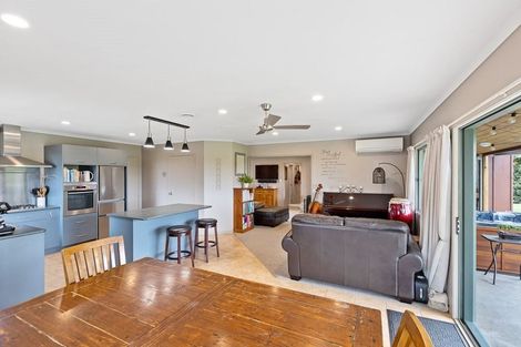 Photo of property in 5352 Kaipara Coast Highway, Wellsford, 0972