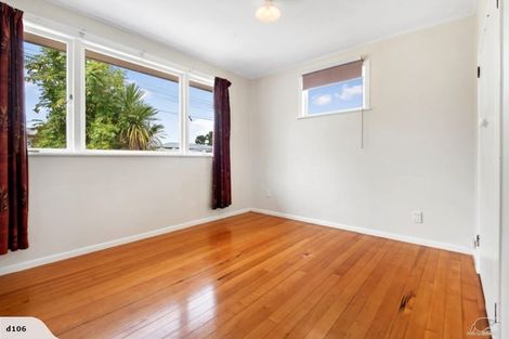 Photo of property in 39 Chorley Avenue, Massey, Auckland, 0614