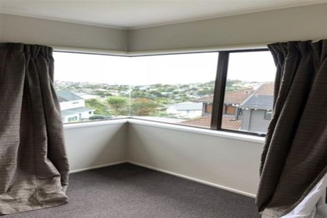 Photo of property in 29 Calypso Place, Rothesay Bay, Auckland, 0630