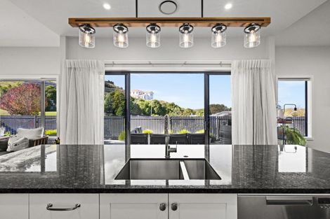 Photo of property in 3 Ridgeway Terrace, Taradale, Napier, 4112