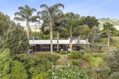 Photo of property in 31 Te Hapua Road, Te Horo, Otaki, 5581