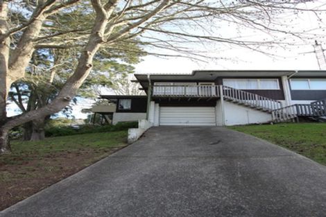 Photo of property in 2/2 Bentley Avenue, Glenfield, Auckland, 0629