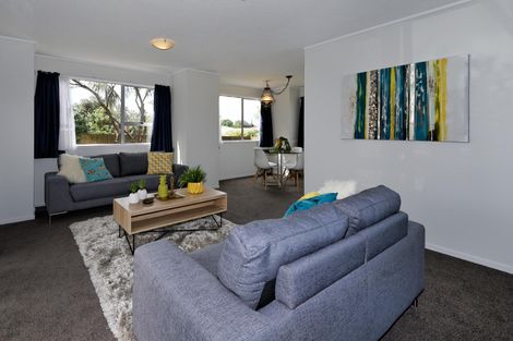 Photo of property in 1/81a Flanshaw Road, Te Atatu South, Auckland, 0610
