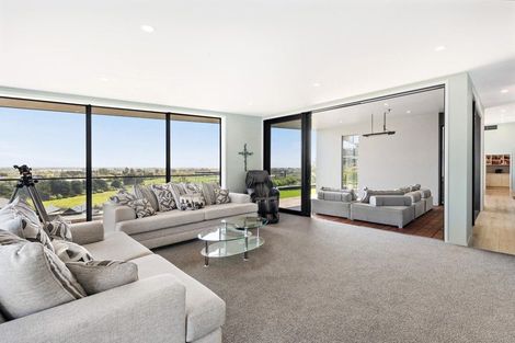 Photo of property in 13 Redmund Spur Road, Kennedys Bush, Christchurch, 8025