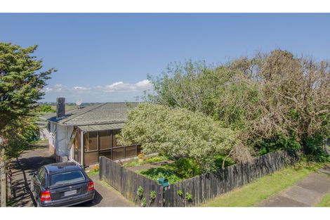 Photo of property in 68 Pukaki Road, Mangere, Auckland, 2022
