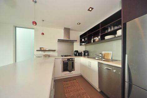 Photo of property in 218 Evans Bay Parade, Hataitai, Wellington, 6021