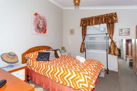 Photo of property in 32 Gloag Street, Waverley, 4510