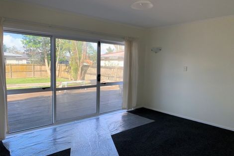 Photo of property in 26 Tiraumea Drive, Pakuranga, Auckland, 2010