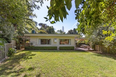 Photo of property in 38 Saxton Road, Upper Vogeltown, New Plymouth, 4371