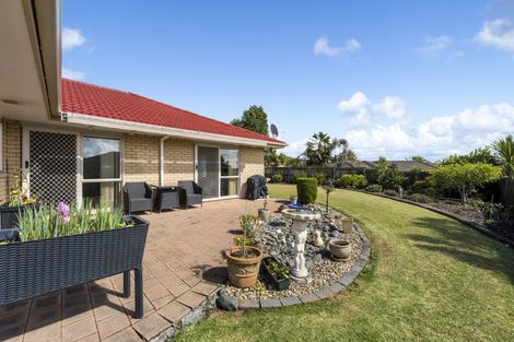 Photo of property in 4 Sandhurst Rise, Henderson, Auckland, 0612