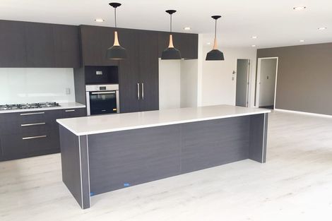 Photo of property in 19 Boocock Crescent, Orewa, 0931