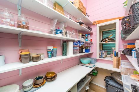 Photo of property in 103 Featherston Street, Takaro, Palmerston North, 4412