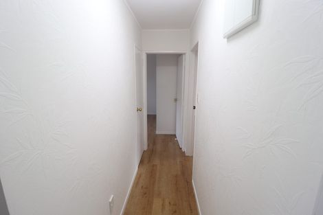 Photo of property in 2/177 Forrest Hill Road, Forrest Hill, Auckland, 0620