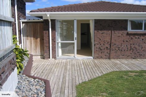 Photo of property in 1 Anna Watson Road, Half Moon Bay, Auckland, 2012