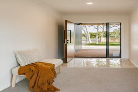 Photo of property in 31 Muhunoa Road East, Ohau, Levin, 5570