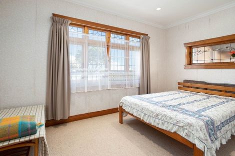 Photo of property in 17 Jasper Avenue, Mount Roskill, Auckland, 1041