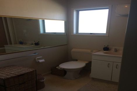 Photo of property in 72 Ridge Road, Howick, Auckland, 2014