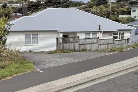 Photo of property in 33 Hindmarsh Street, Johnsonville, Wellington, 6037
