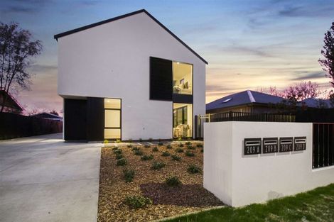 Photo of property in 209c Cranford Street, St Albans, Christchurch, 8014