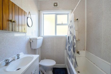 Photo of property in 2/72b Ira Street, Miramar, Wellington, 6022