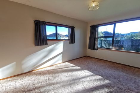 Photo of property in 10 Rochford Place, Bryndwr, Christchurch, 8052