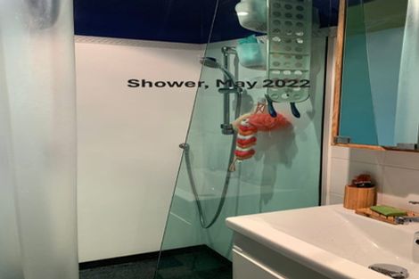 Photo of property in Qba Apartments, 2e/51 Webb Street, Mount Cook, Wellington, 6011