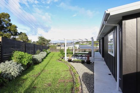 Photo of property in 1 Wharuka Glade, Mangawhai, 0505