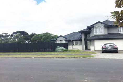 Photo of property in 18 Lorikeet Place, Unsworth Heights, Auckland, 0632