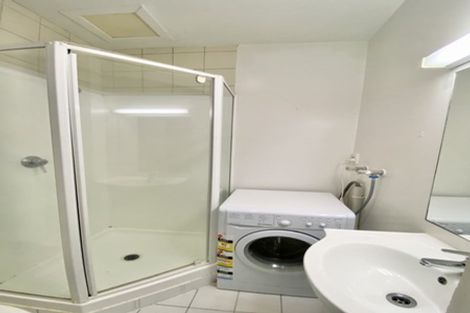 Photo of property in Terrace Tower Apartments, 3e/126 The Terrace, Wellington Central, Wellington, 6011