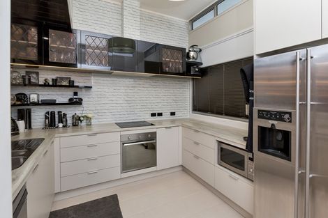 Photo of property in 39 Fairway Drive, Te Kamo, Whangarei, 0112