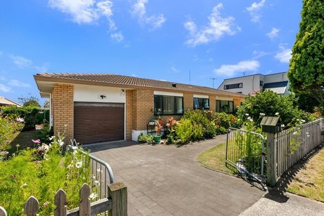 Photo of property in 2 Wells Avenue, Mount Maunganui, 3116