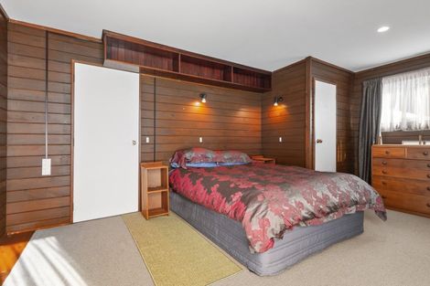 Photo of property in 20 Esmeralda Street, Welcome Bay, Tauranga, 3112