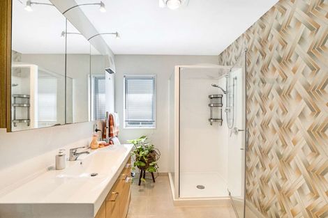 Photo of property in 4 Solander Road, Pegasus, 7612